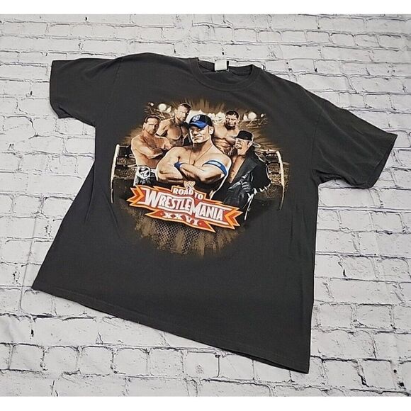 RARE Authentic 2010 WWE Wrestling T-Shirt Road To WrestleMania XXVI Gray L - Picture 1 of 8